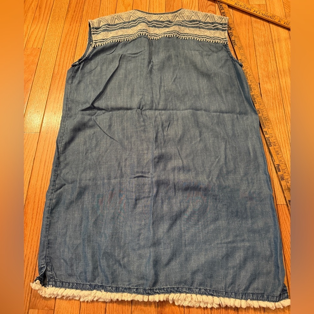Chelsea & Theodore Denim Blue Knee Length Dress with Geometric Embroidery - Picture 5 of 5